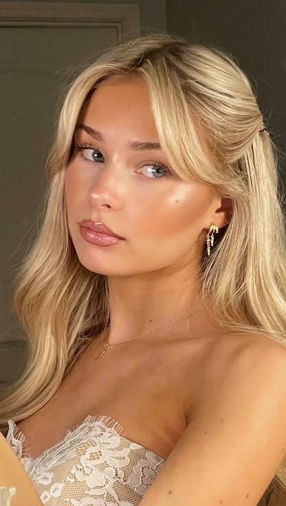 Rosh, founder of Rosh's Makeup Studio